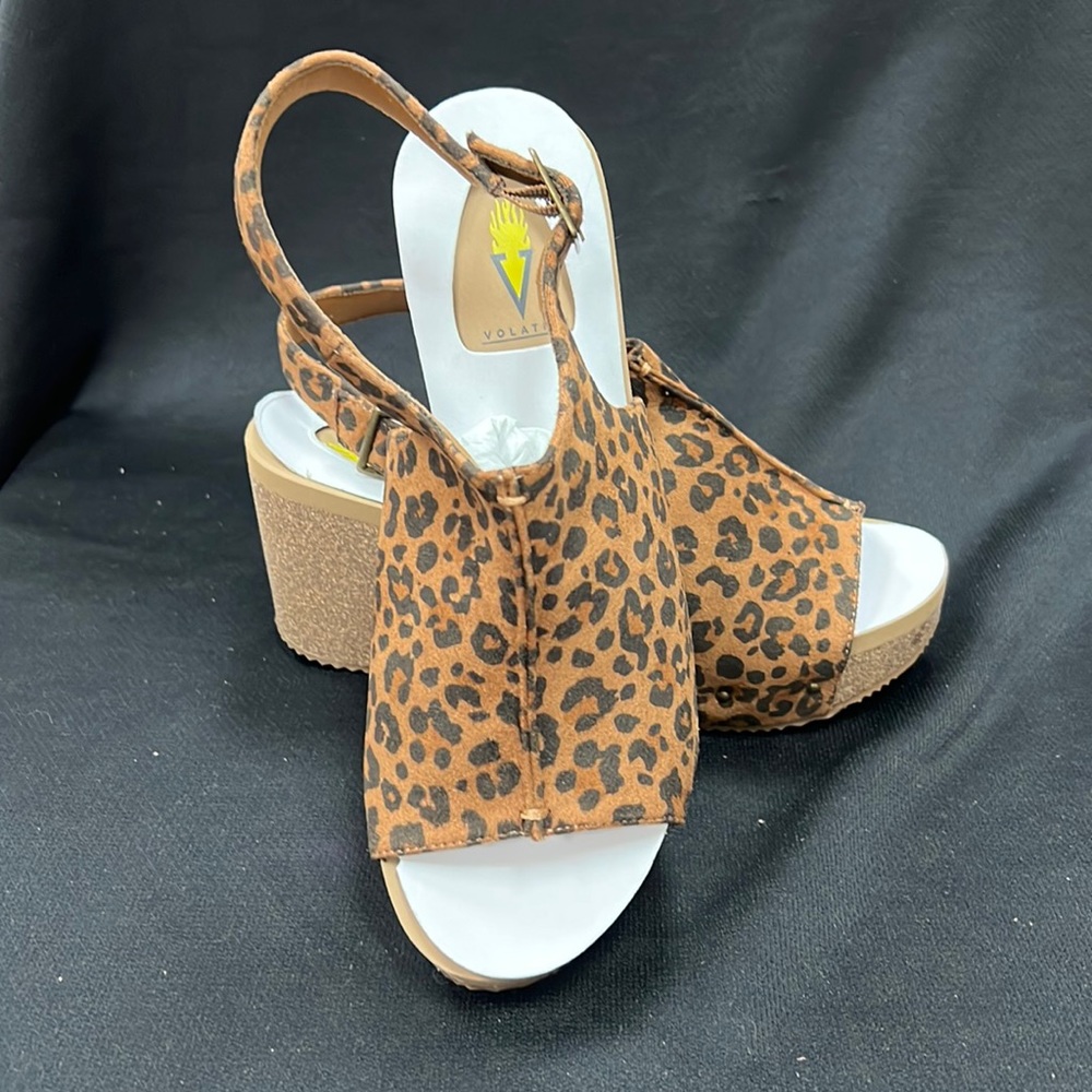 Volatile Leopard Wedge size 9